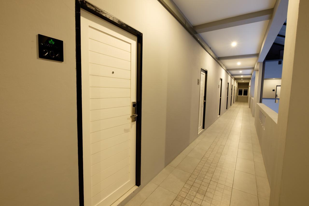 Wisdom Hotel Samut Songkhram Exterior photo